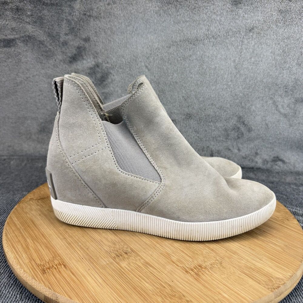 Sorel Out N About Boots Womens Size 8 Gray Suede Wedge Ankle Chelsea